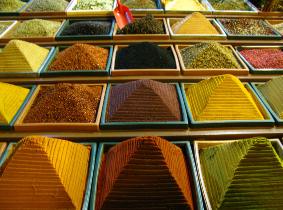 spice market photo by Liz Brizzi